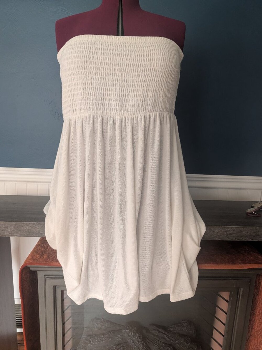 Torrid NWT White beach cover up. Size 4.